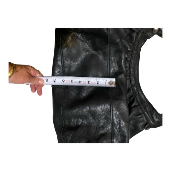 Lucky Brand slouchy black leather hobo bag. - Picture 6 of 16